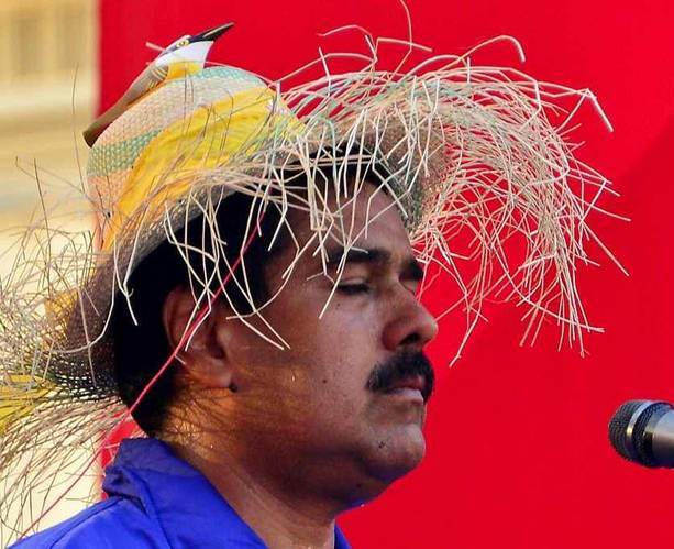 Nicolas-Maduro-sombrero-de-paja